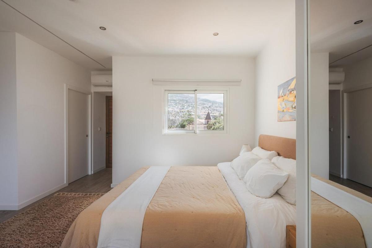 Madeira Rooftop Studio, Ocean & View Apartment *